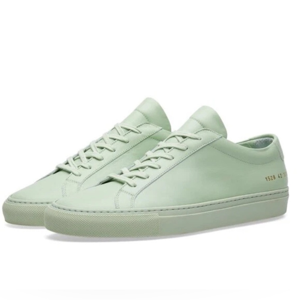 Common Projects |  Original Achilles Low Leather Sneakers | Size: 7